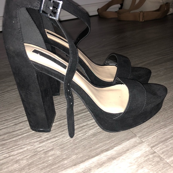 Block heels - Picture 4 of 8